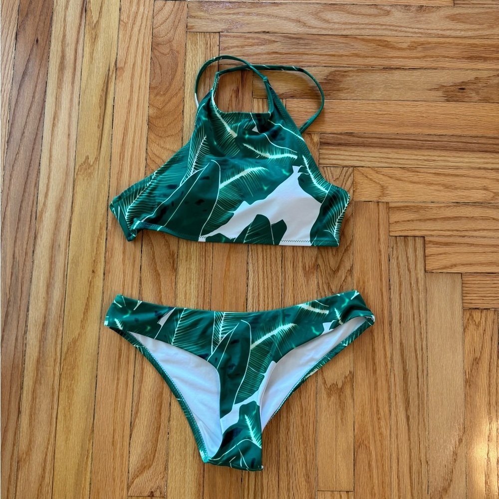 Women’s Cupshe Green Leaf Print Bikini Set